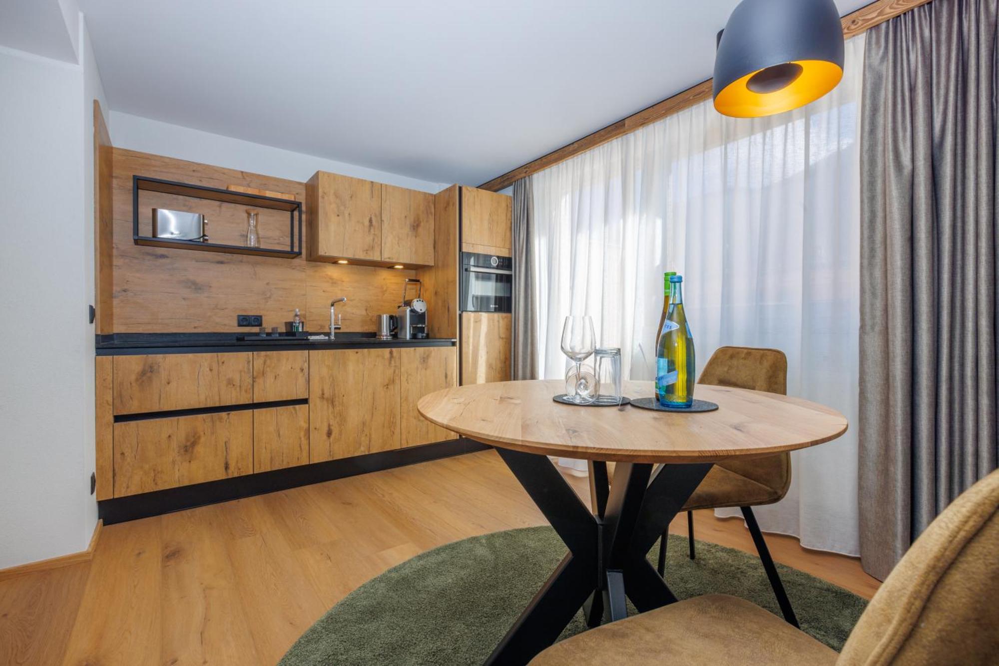 Resort Schrofenblick Mayrhofen Habitación foto